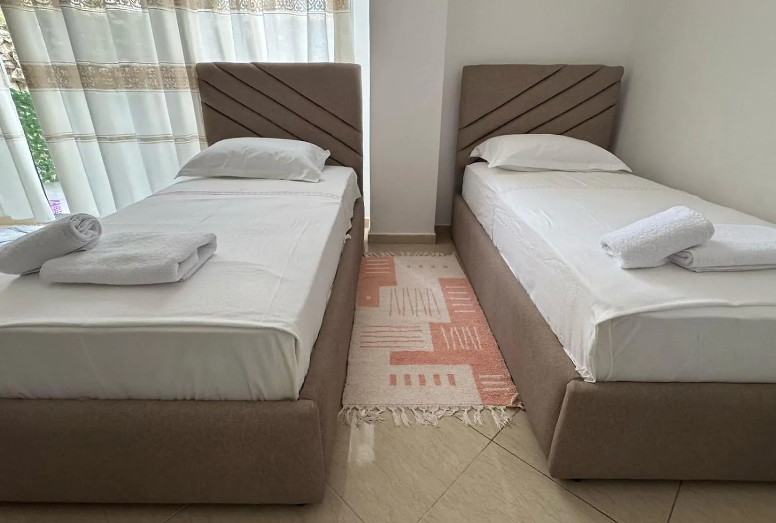 Joana Apartament Sarandë 0*,